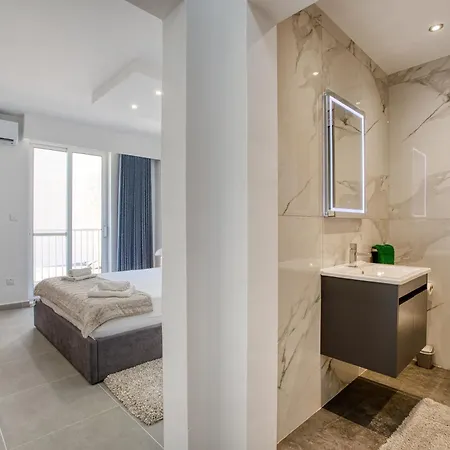 Xaghra With Sea Views & Balcony - Gozo * Il-Pergla