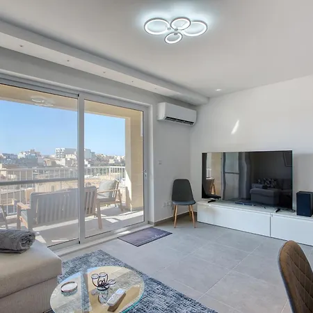 Xaghra With Sea Views & Balcony - Gozo Il-Pergla